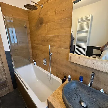 Trilocale Centralissimo Vista Piste Sci Appartement *