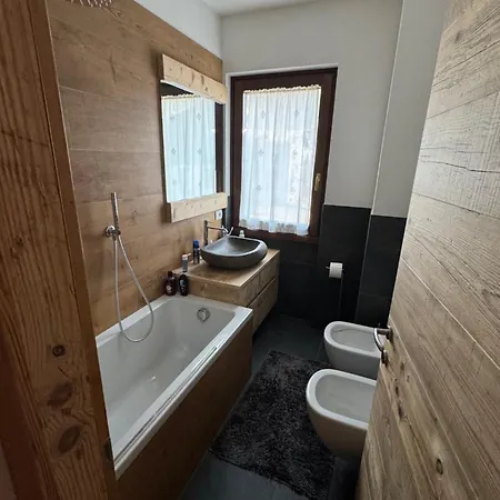 Trilocale Centralissimo Vista Piste Sci Appartement Bormio