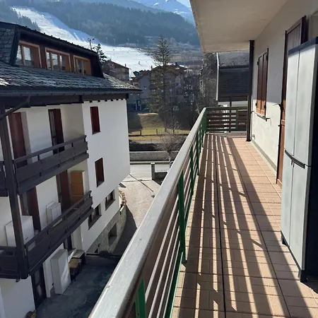 Trilocale Centralissimo Vista Piste Sci Appartement Bormio